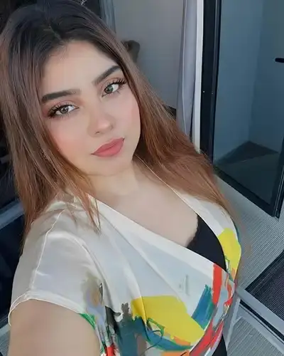 Barmer Call Girl